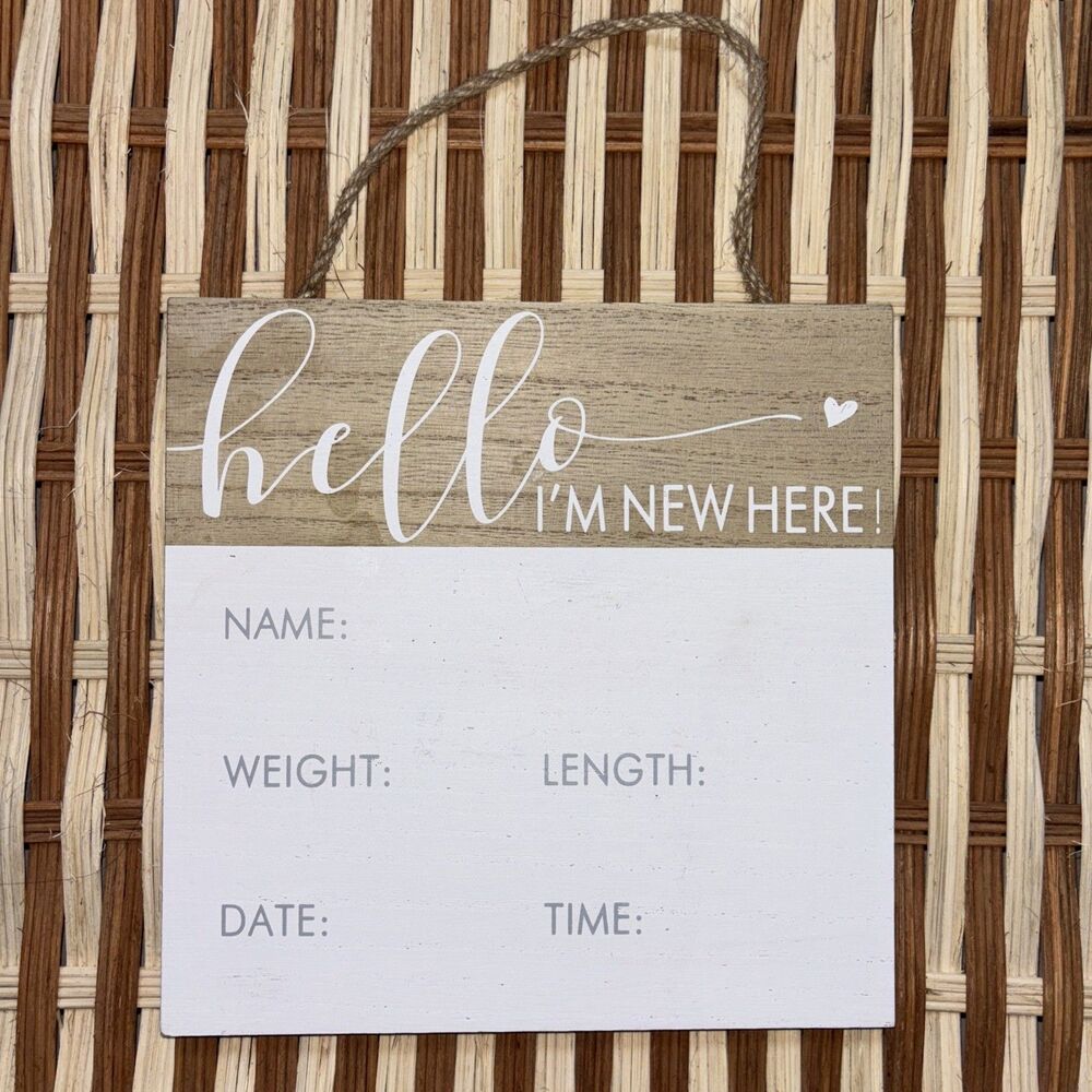 “Baby Announcement Sign - Hello I’m New Here Birth Stats Wall Hanging Decor”